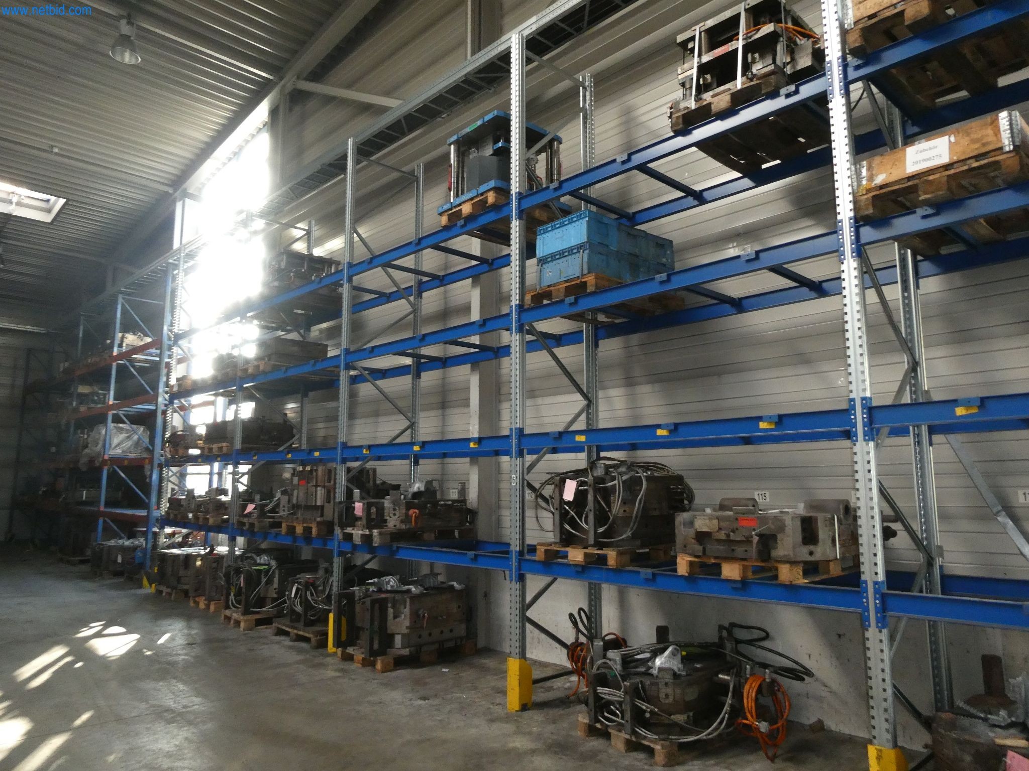 Machines & systems for light metal die casting (powertrain & structural parts)-8