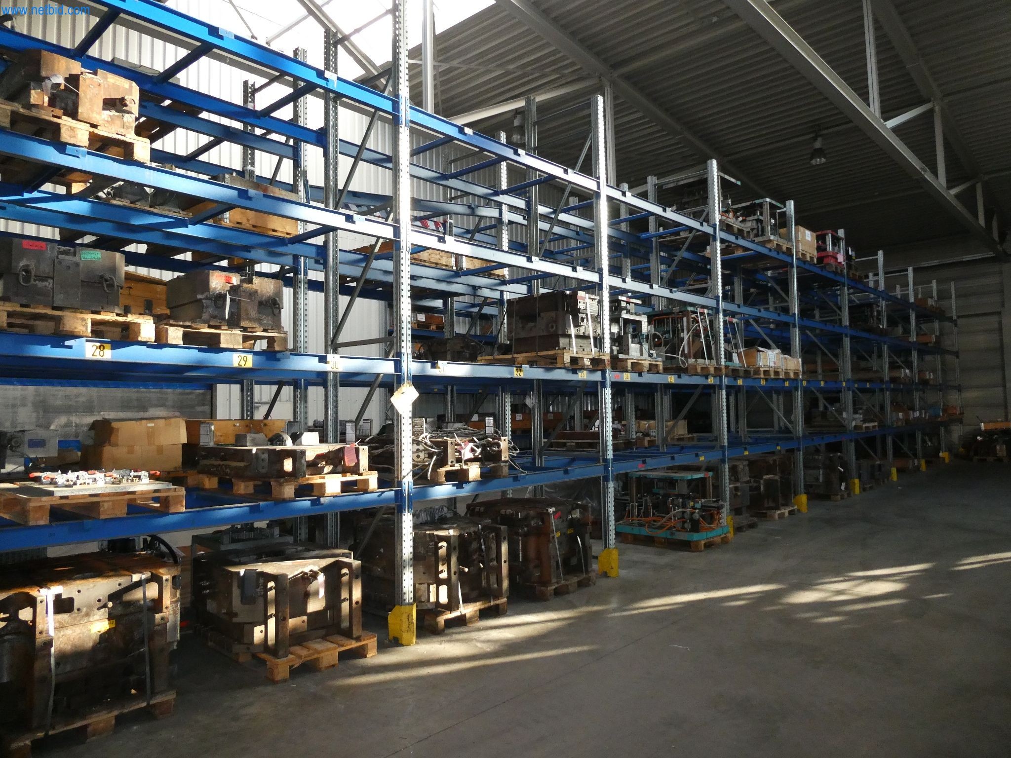 Machines & systems for light metal die casting (powertrain & structural parts)-9