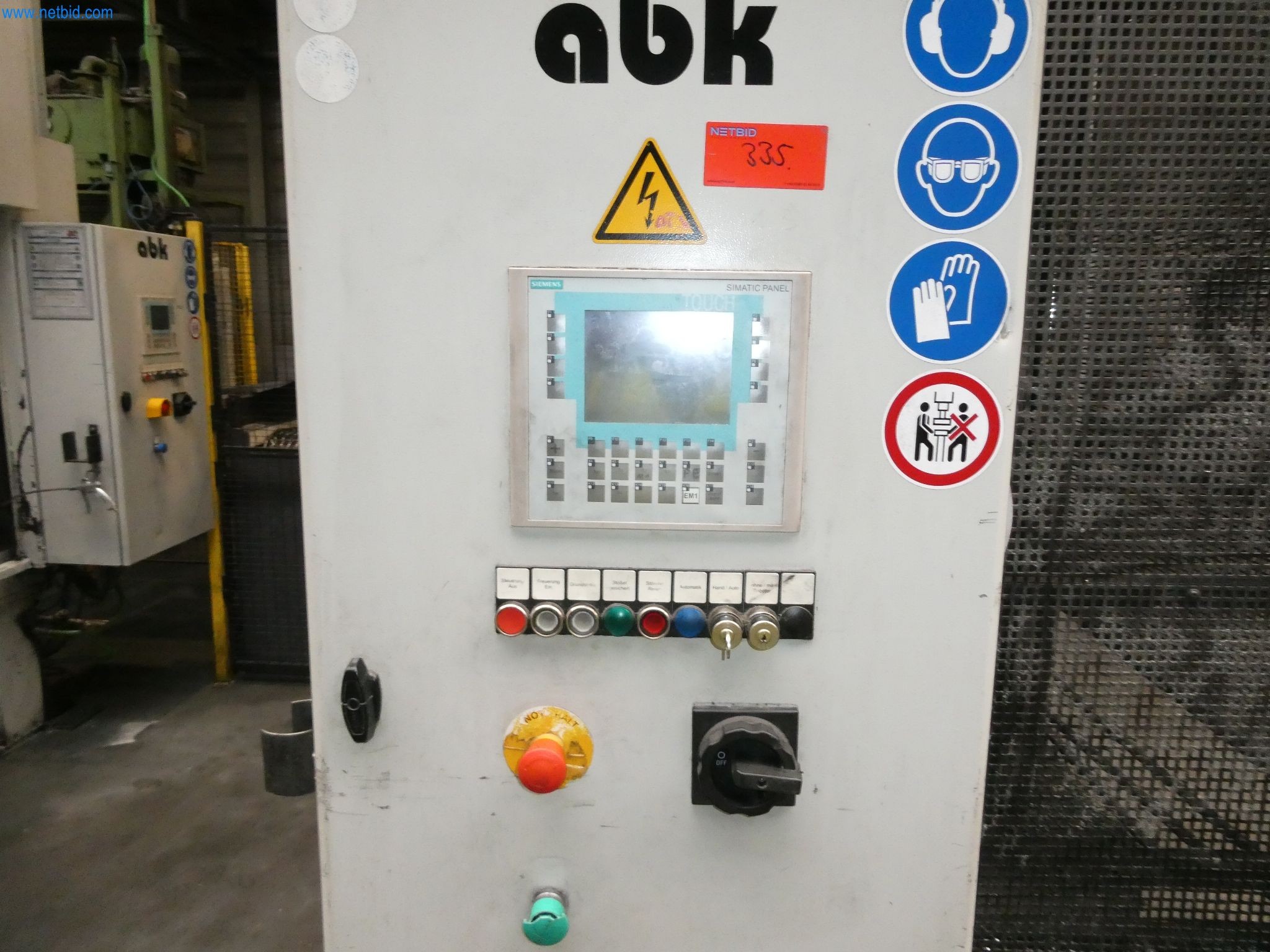 Machines & systems for light metal die casting (powertrain & structural parts)-11