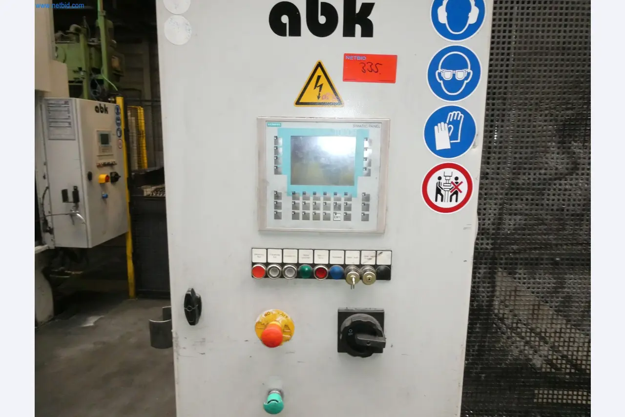 Machines & systems for light metal die casting (powertrain & structural parts)-11