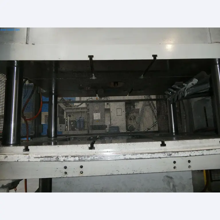 Machines & systems for light metal die casting (powertrain & structural parts)-14