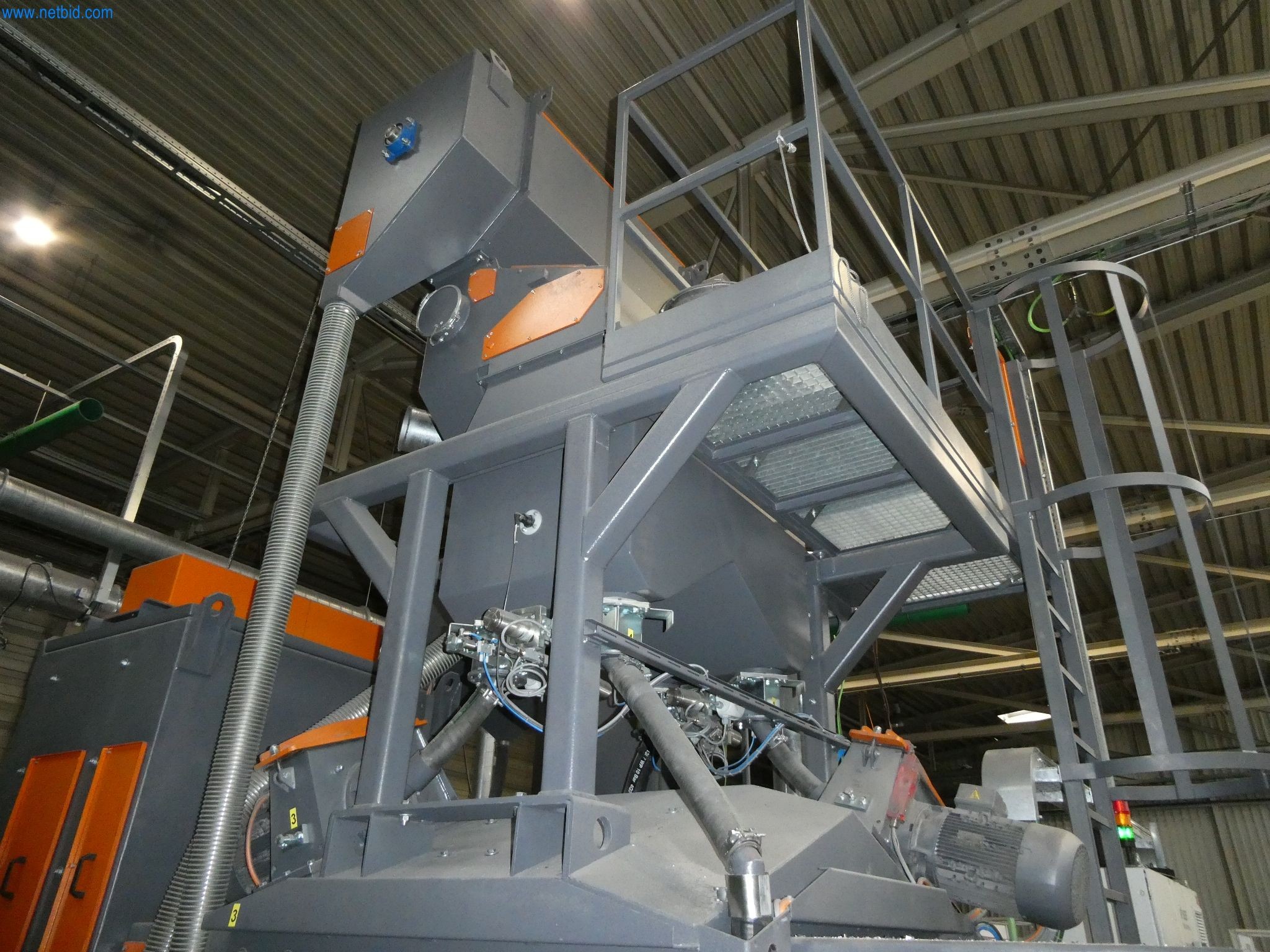 Machines & systems for light metal die casting (powertrain & structural parts)-21