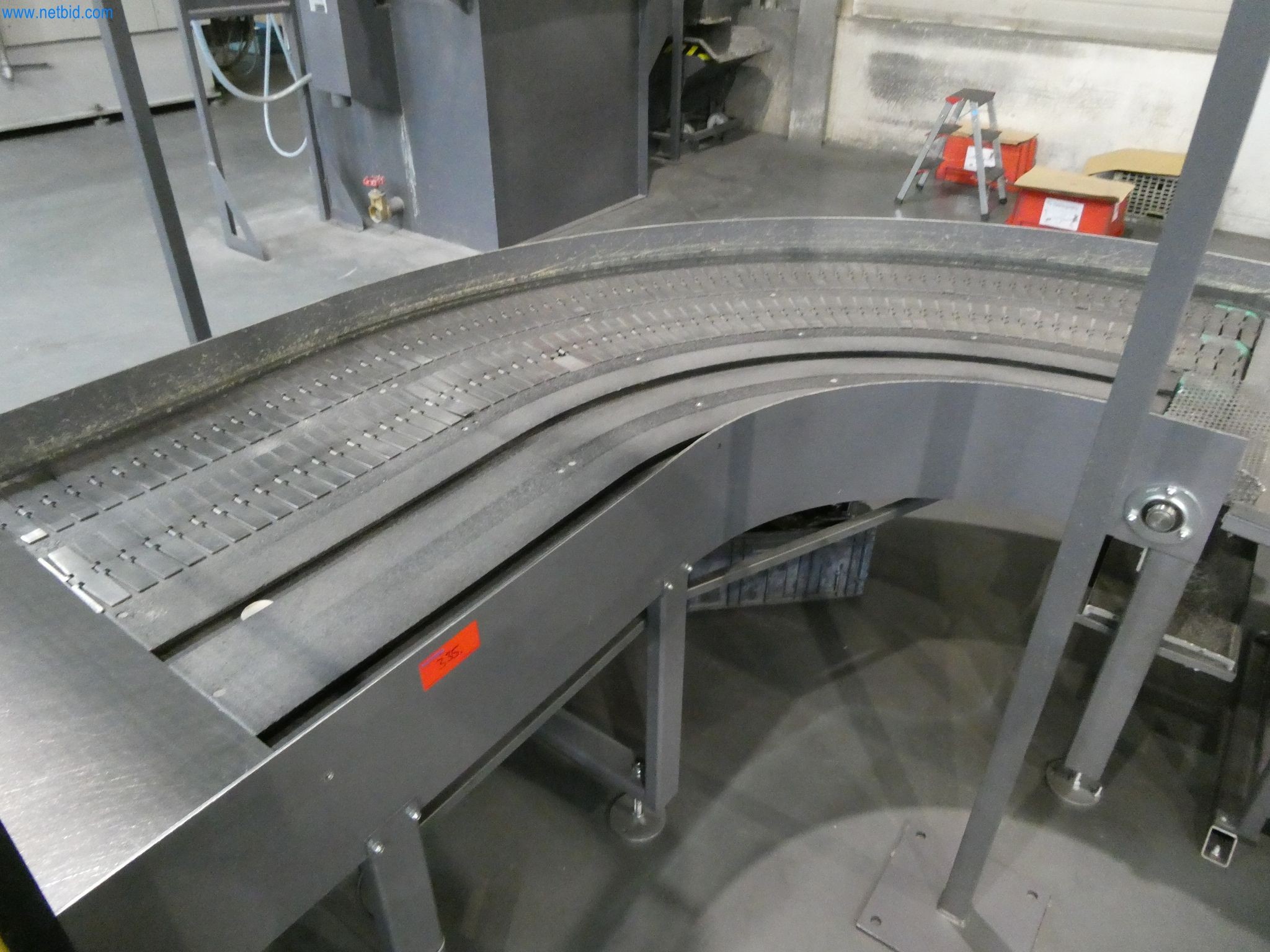 Machines & systems for light metal die casting (powertrain & structural parts)-37