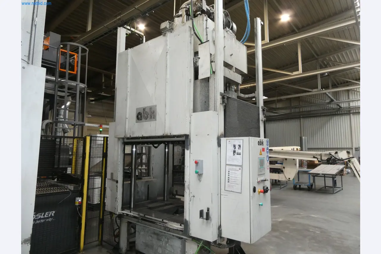 Machines & systems for light metal die casting (powertrain & structural parts)-7