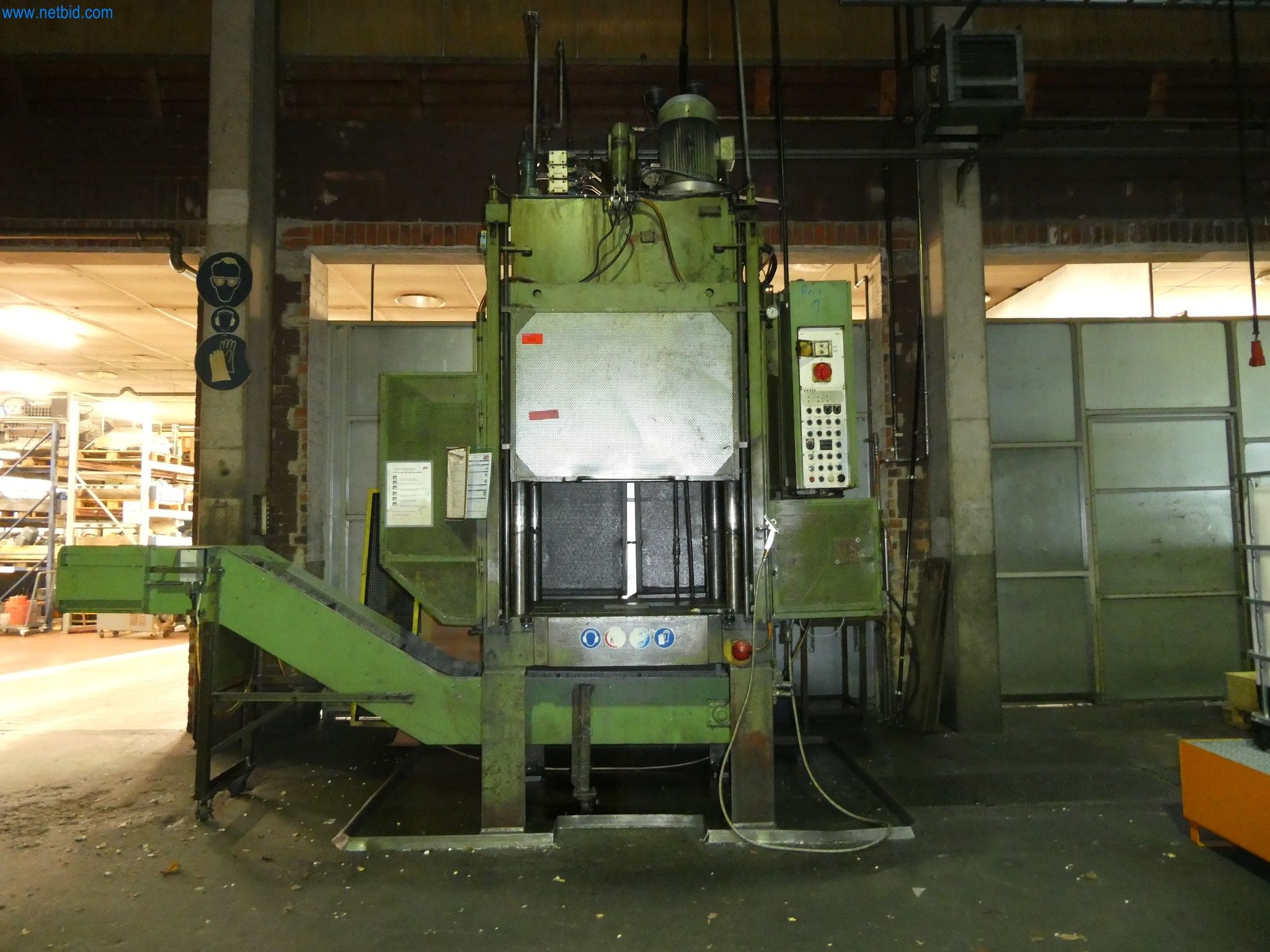 Machines & systems for light metal die casting (powertrain & structural parts)-1