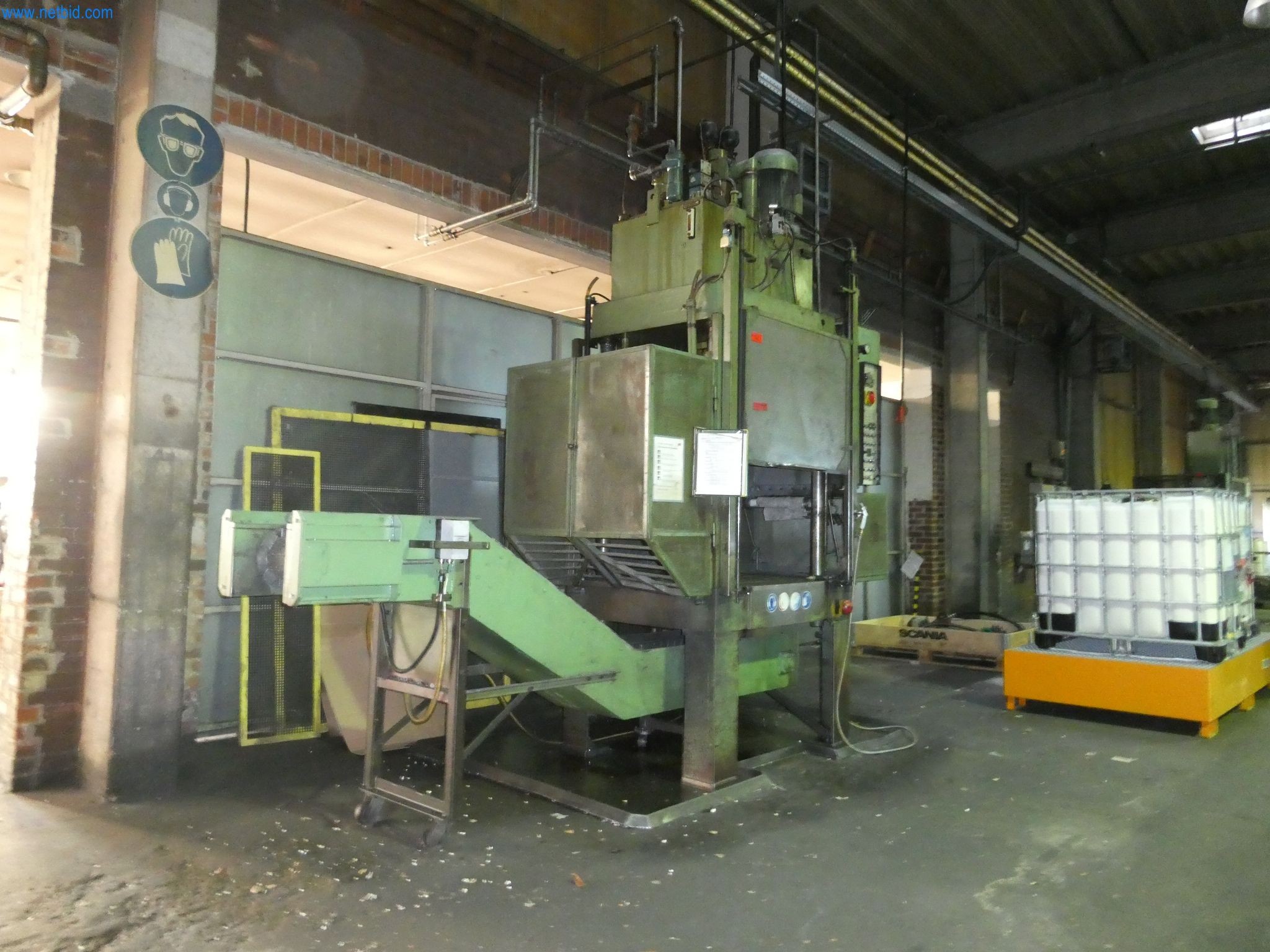 Machines & systems for light metal die casting (powertrain & structural parts)-2