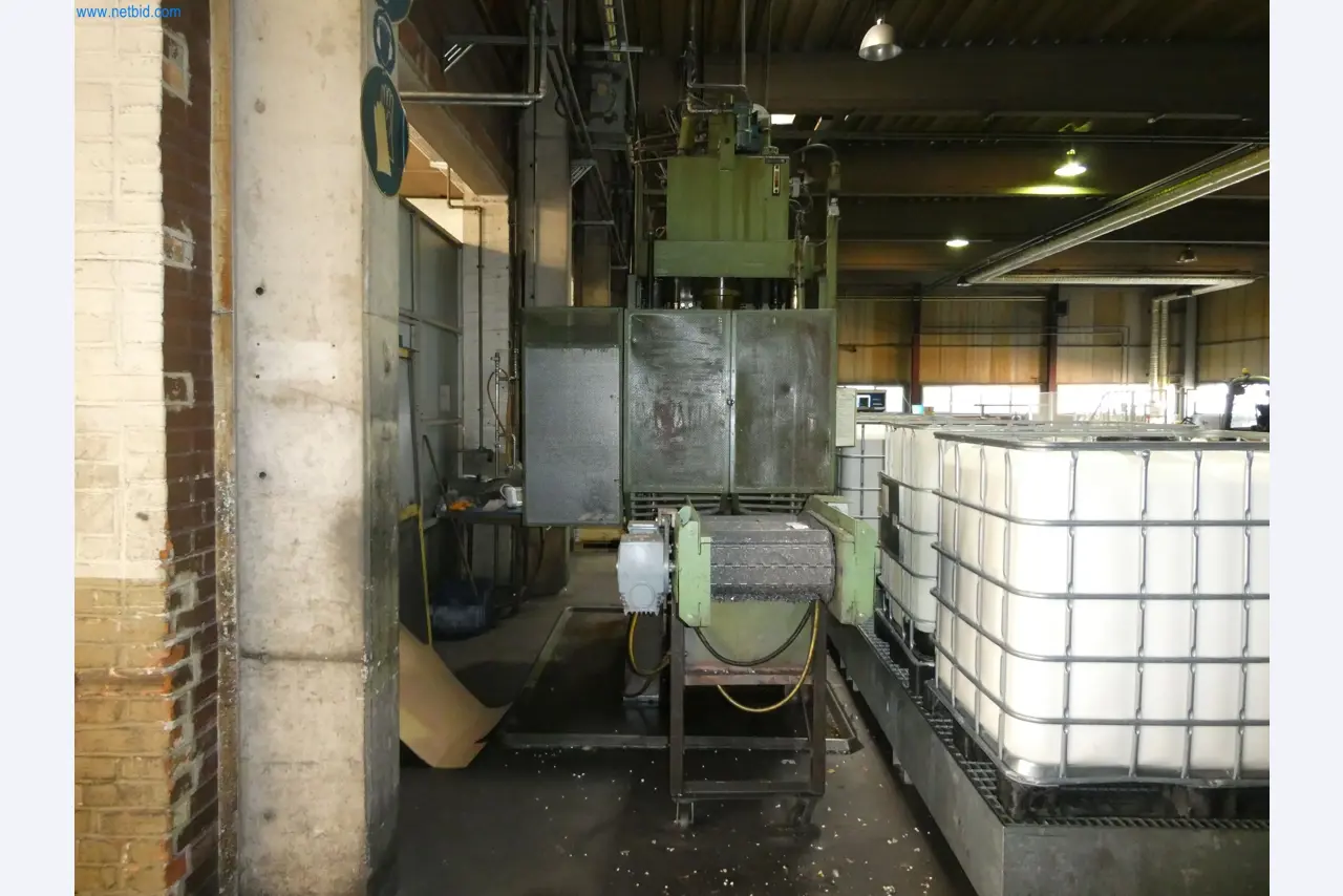 Machines & systems for light metal die casting (powertrain & structural parts)-3