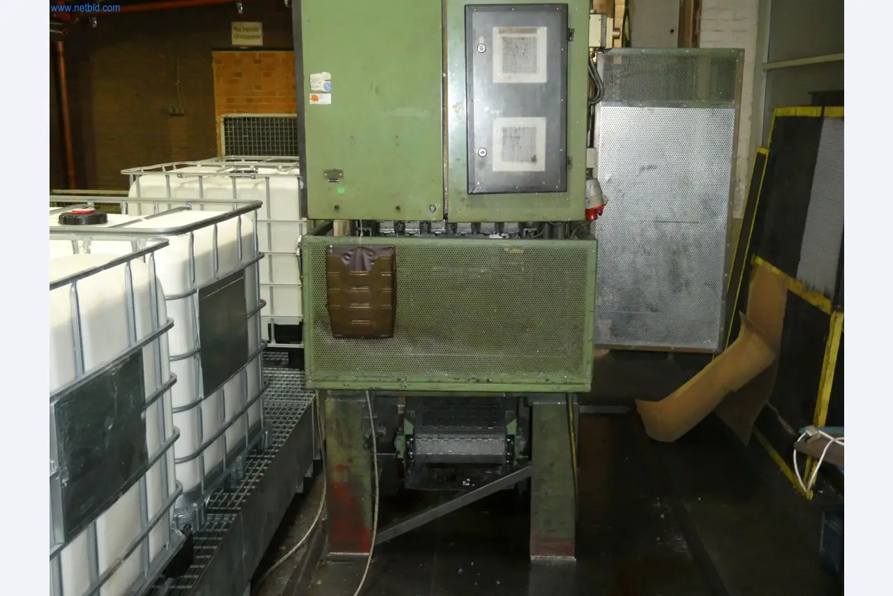 Machines & systems for light metal die casting (powertrain & structural parts)-5