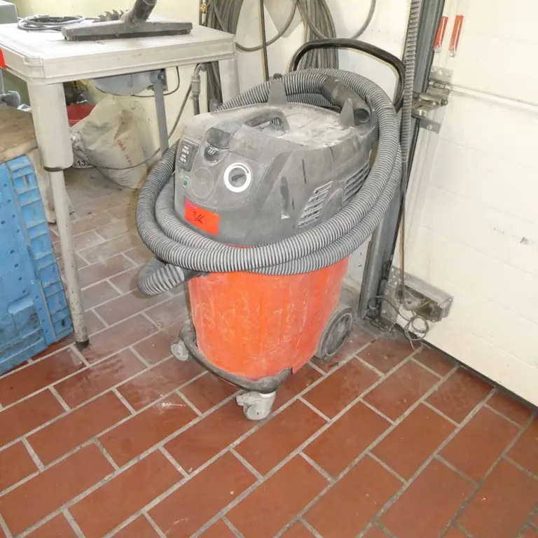 Industrial vacuum cleaner Husqvarna DC1400