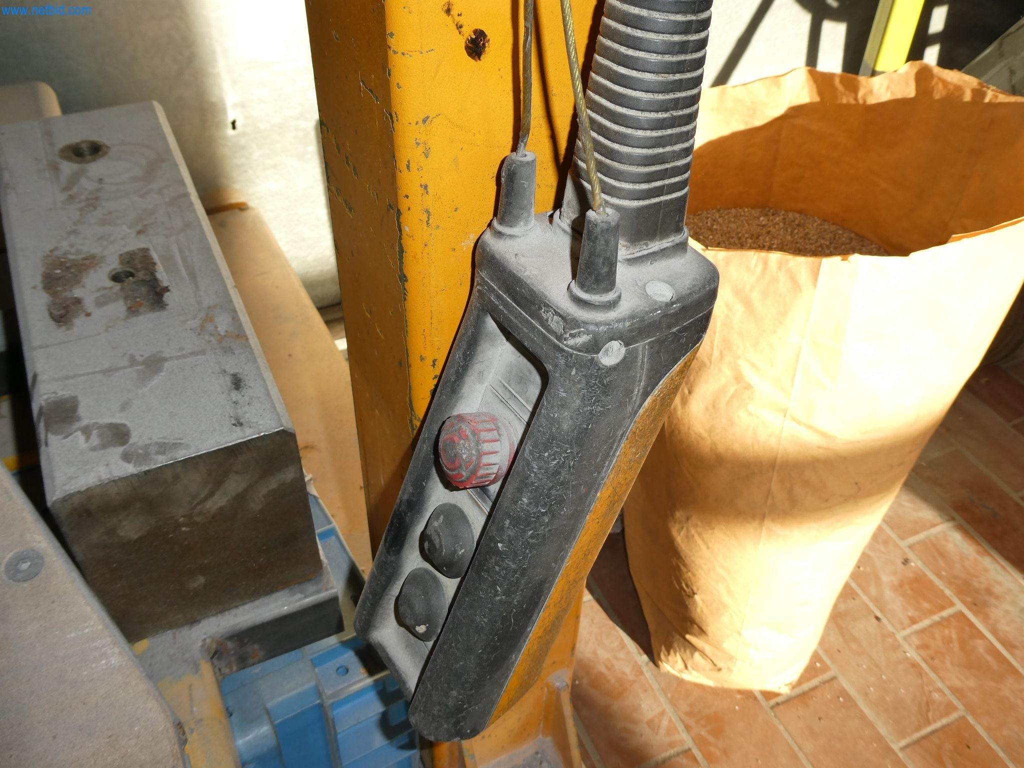 Machines & systems for light metal die casting (powertrain & structural parts)-5