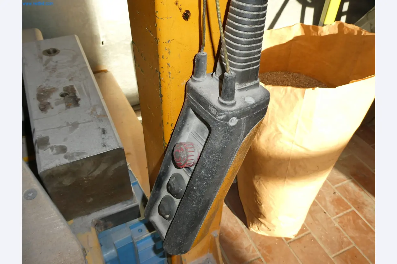 Machines & systems for light metal die casting (powertrain & structural parts)-5