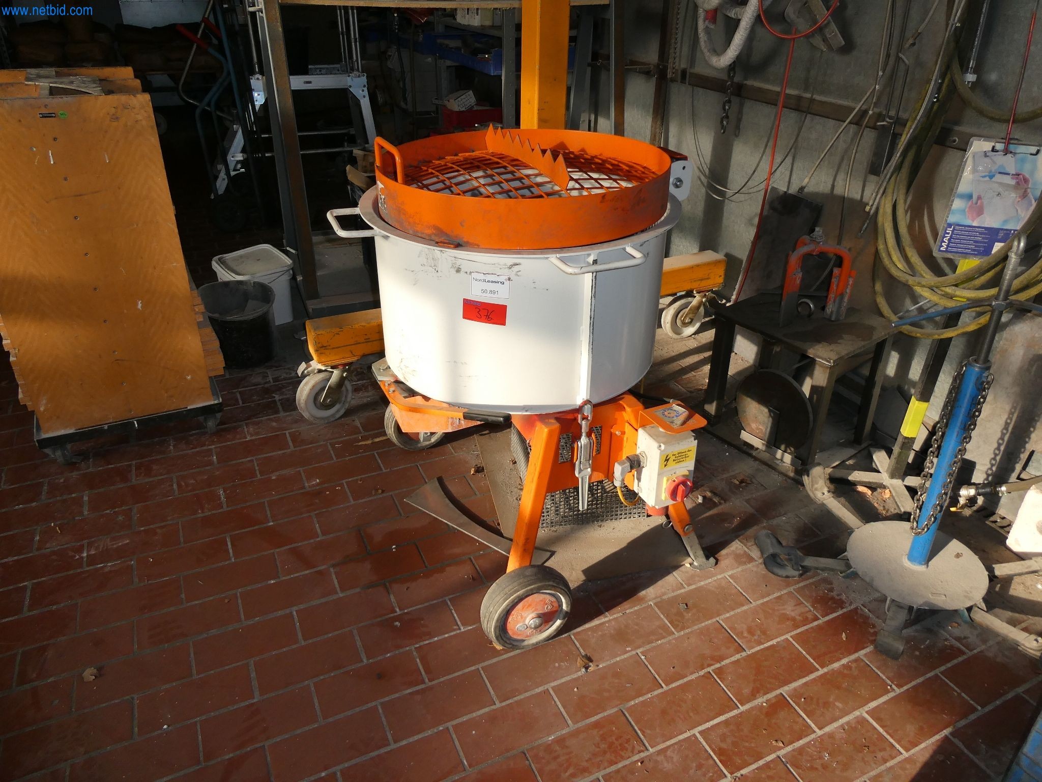 Machines & systems for light metal die casting (powertrain & structural parts)-1