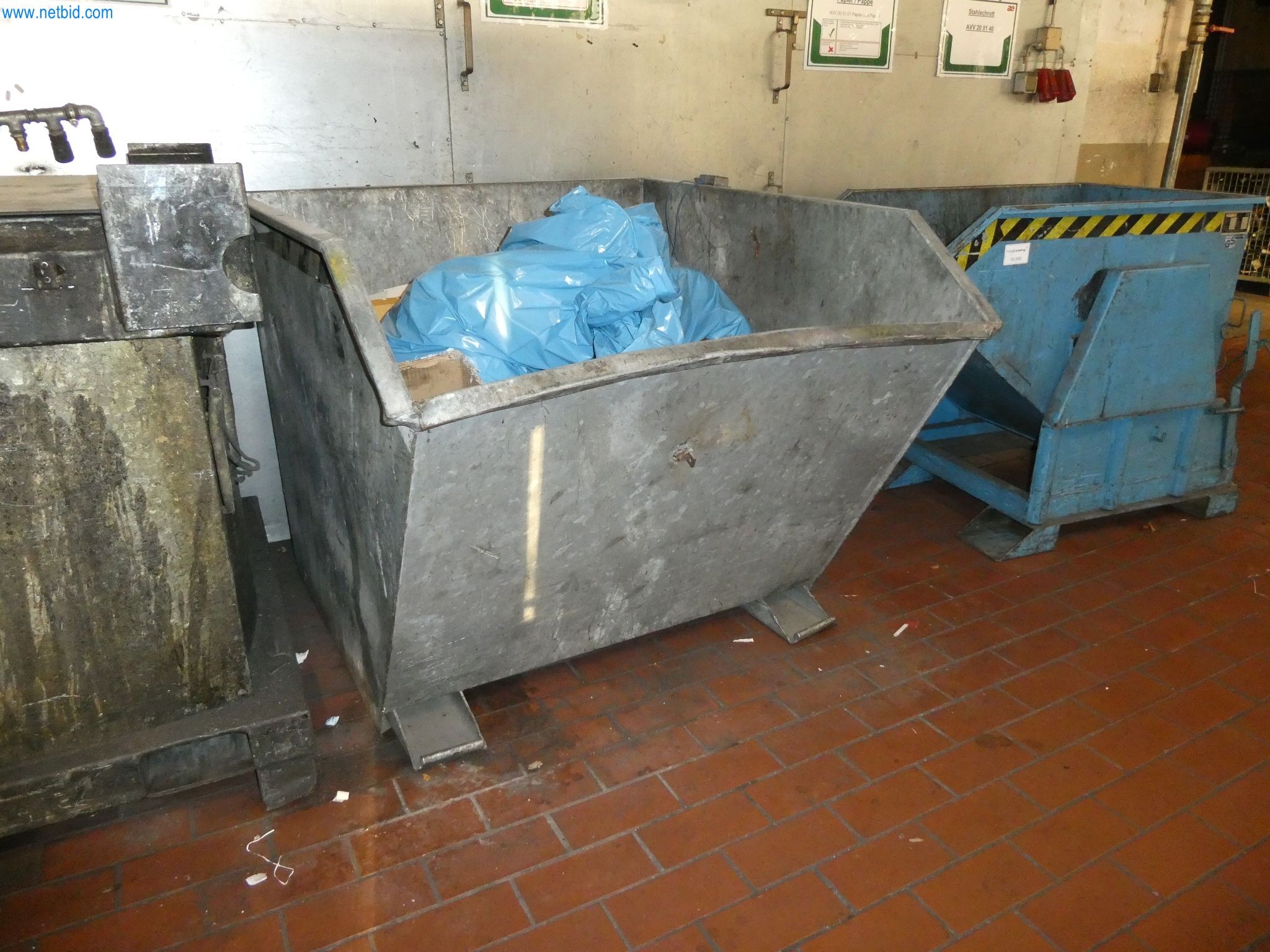 Machines & systems for light metal die casting (powertrain & structural parts)-3