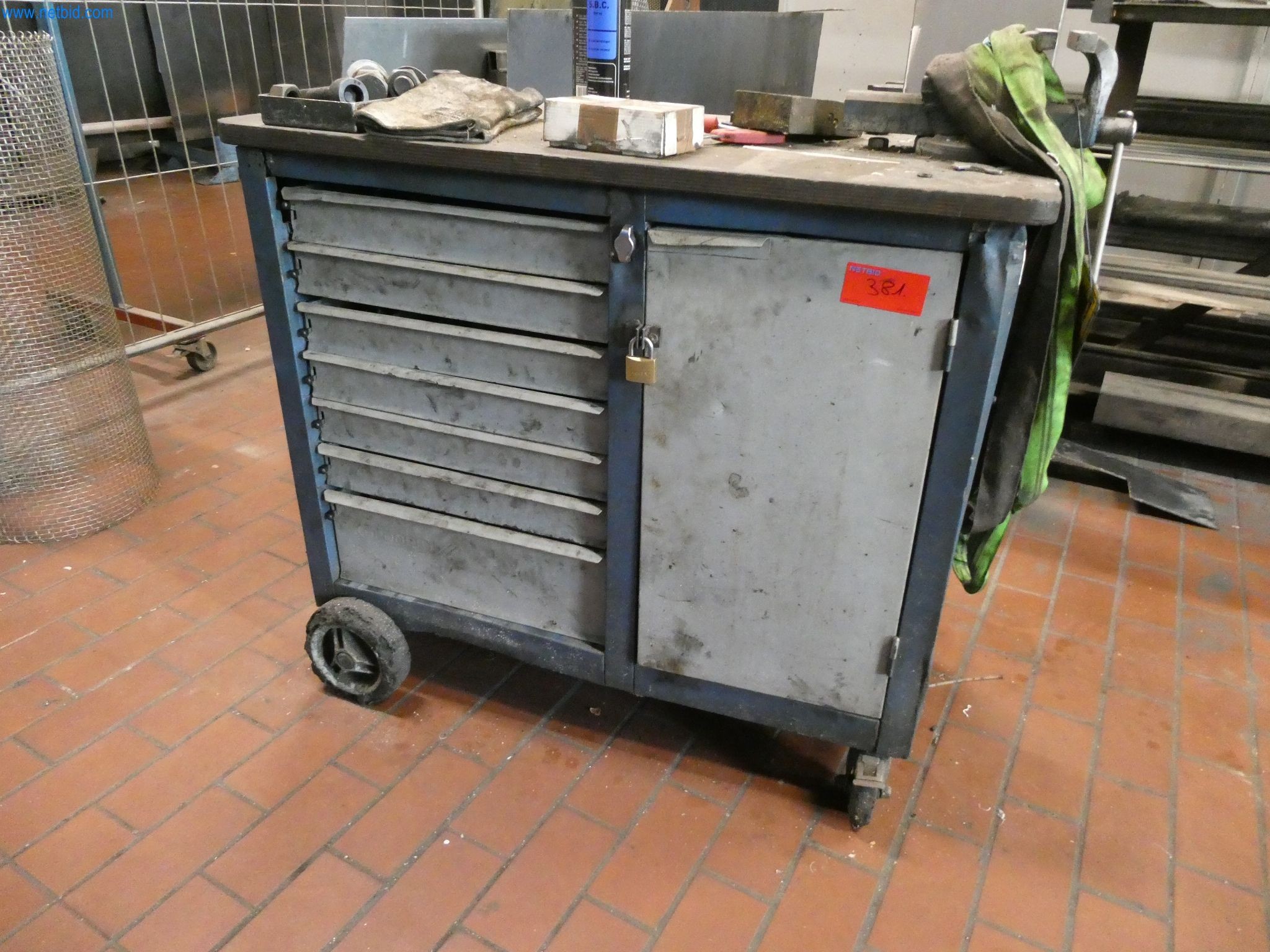 Machines & systems for light metal die casting (powertrain & structural parts)-3