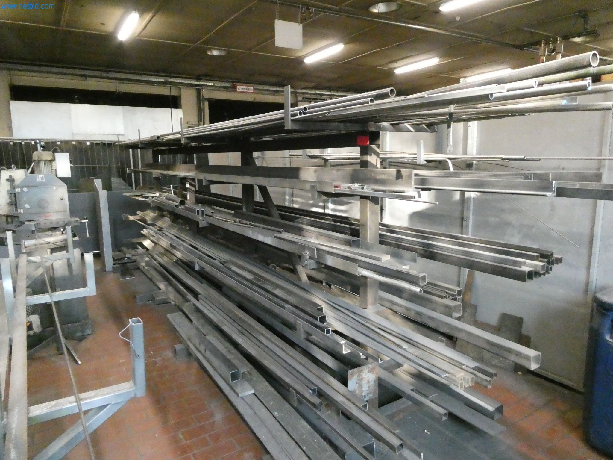 Machines & systems for light metal die casting (powertrain & structural parts)-3