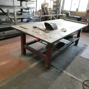 Welding table