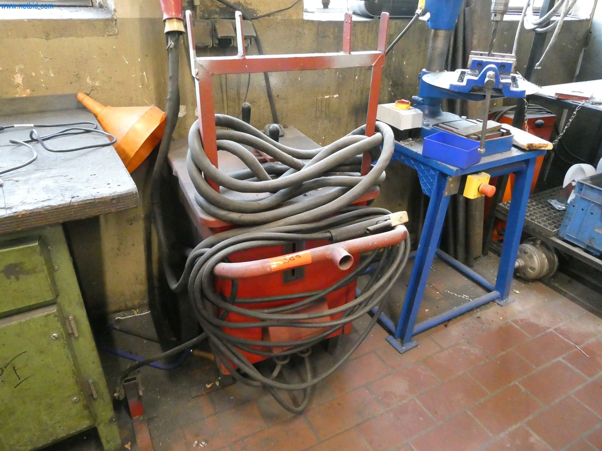 Machines & systems for light metal die casting (powertrain & structural parts)-2