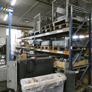 12 lfm. Workshop storage rack