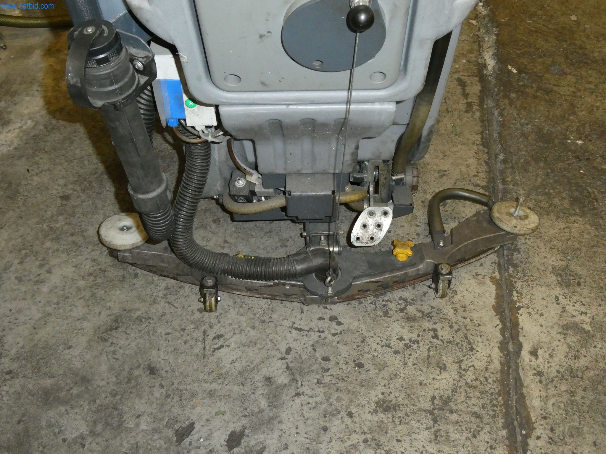 Machines & systems for light metal die casting (powertrain & structural parts)-3