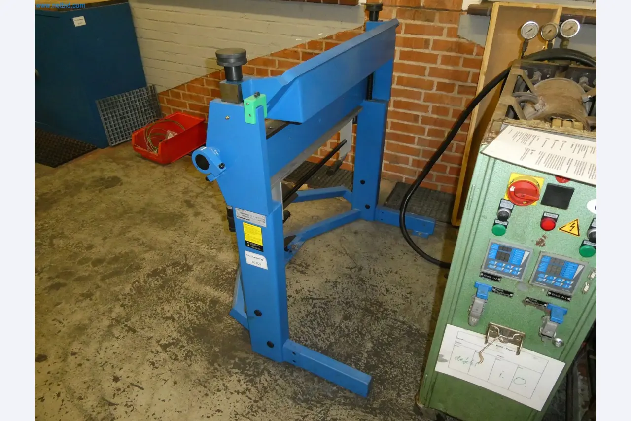 Machines & systems for light metal die casting (powertrain & structural parts)-3