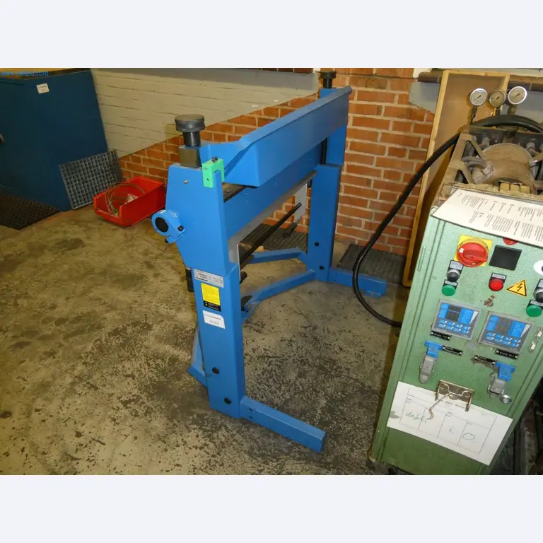 Machines & systems for light metal die casting (powertrain & structural parts)-3