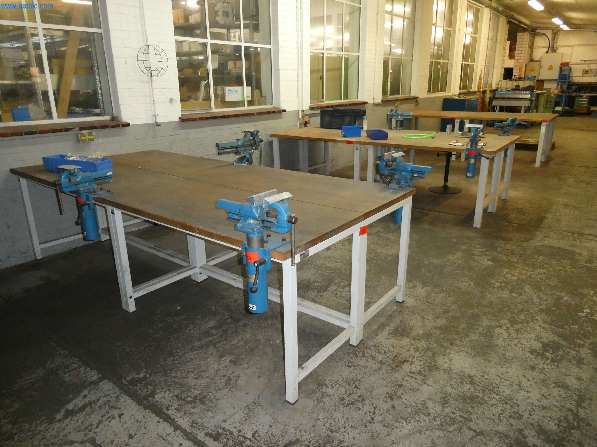 Machines & systems for light metal die casting (powertrain & structural parts)-4