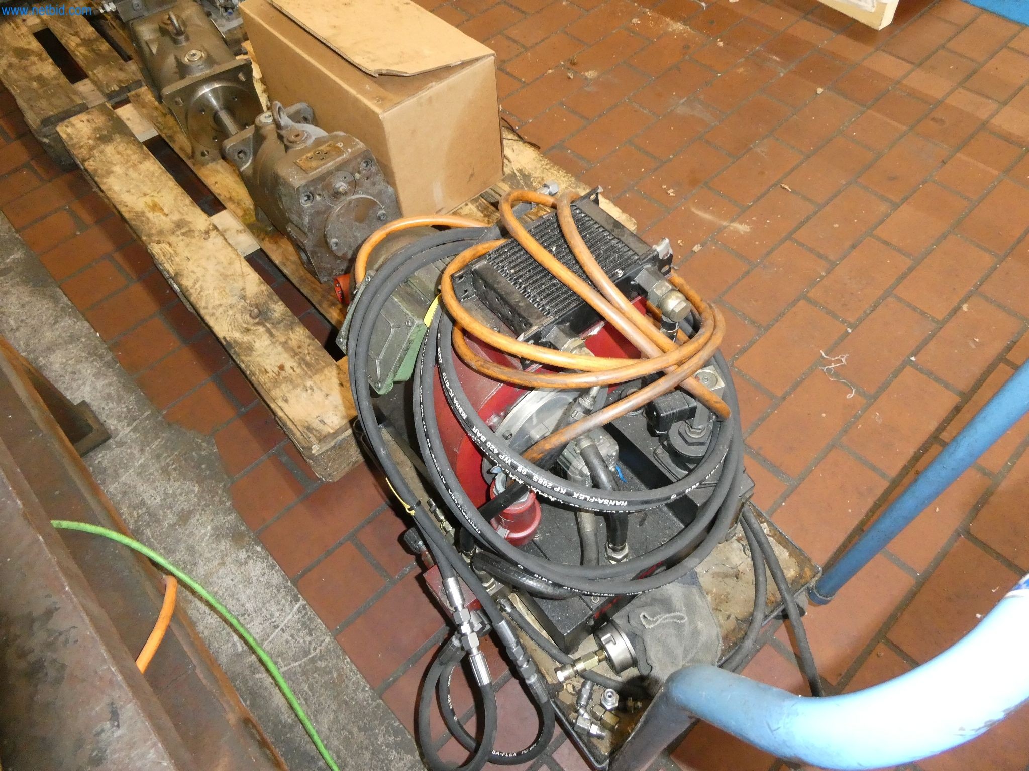 Machines & systems for light metal die casting (powertrain & structural parts)-3