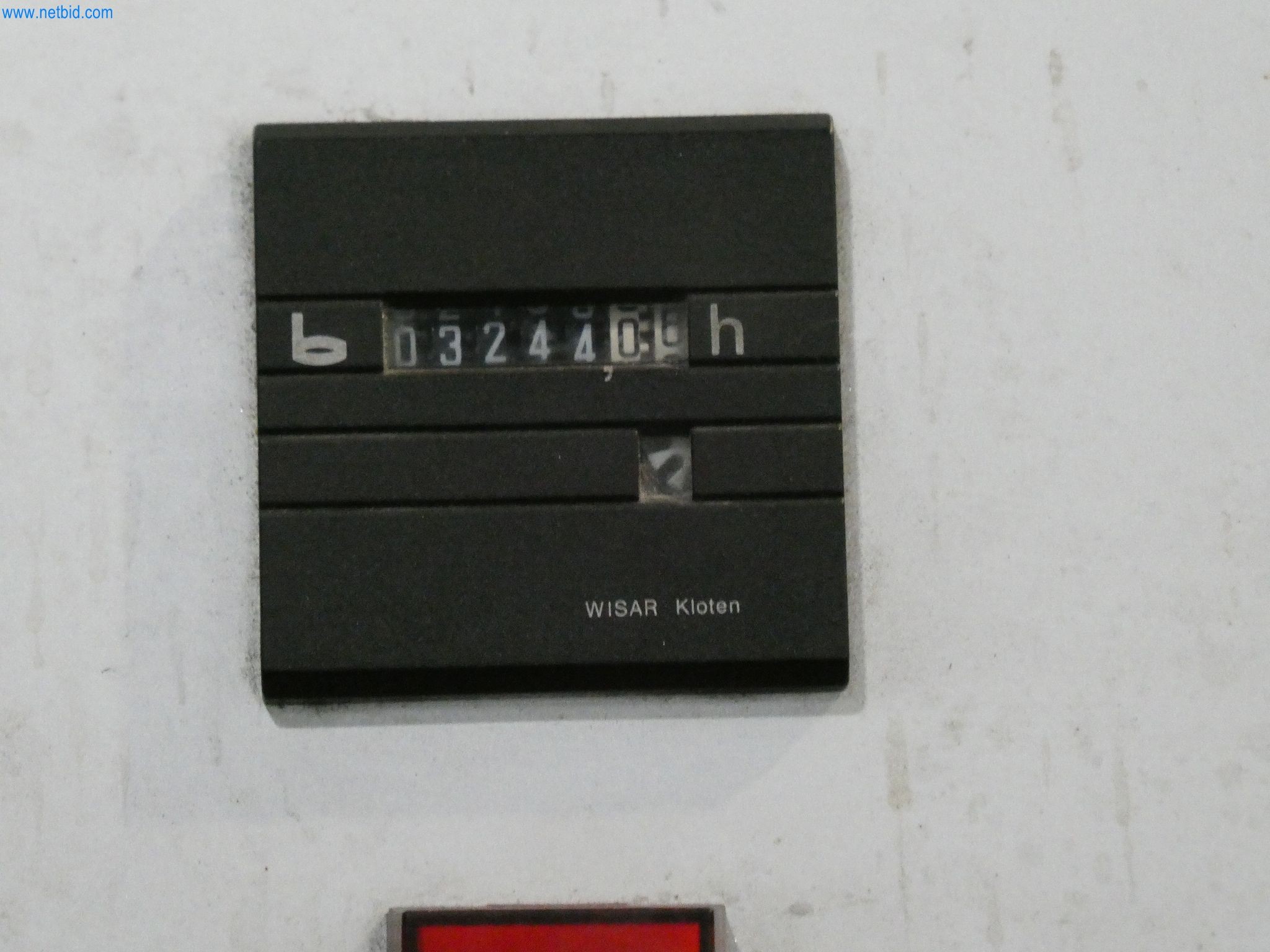 Machines & systems for light metal die casting (powertrain & structural parts)-3