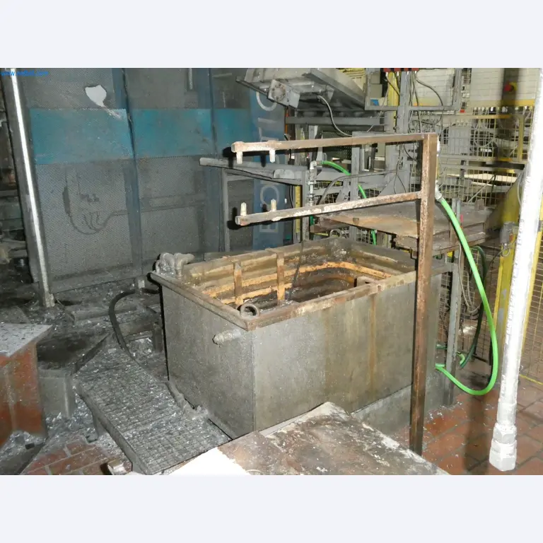 Máquinas e sistemas para a fundição injectada de metais ligeiros (grupos motopropulsores e peças estruturais)-13