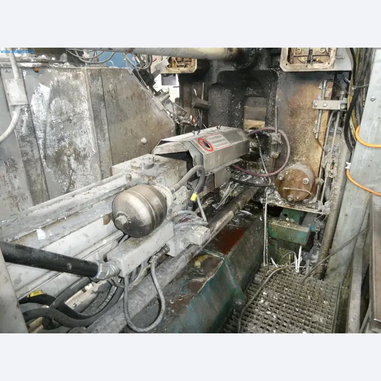 Máquinas e sistemas para a fundição injectada de metais ligeiros (grupos motopropulsores e peças estruturais)-16