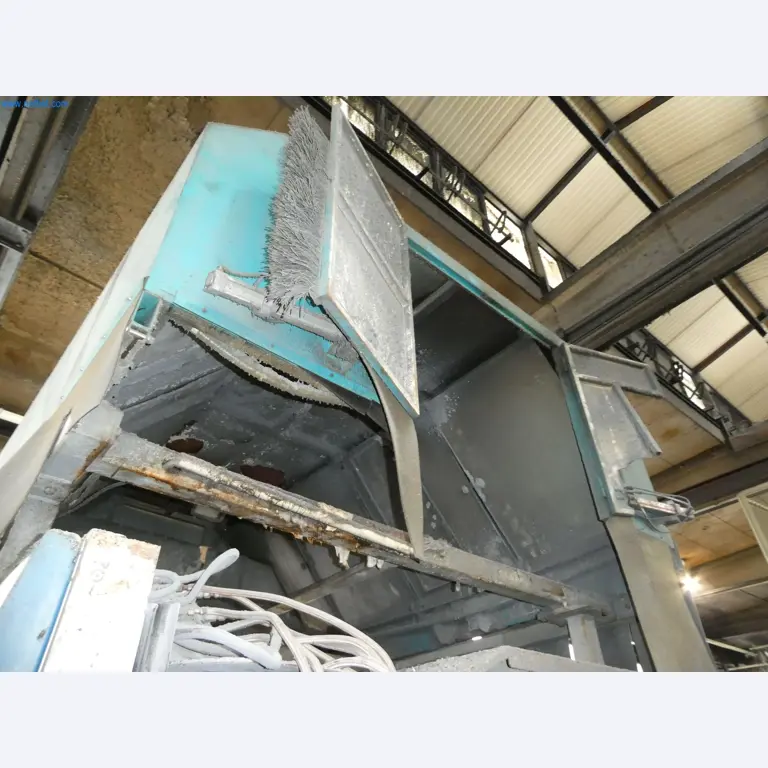 Máquinas e sistemas para a fundição injectada de metais ligeiros (grupos motopropulsores e peças estruturais)-21