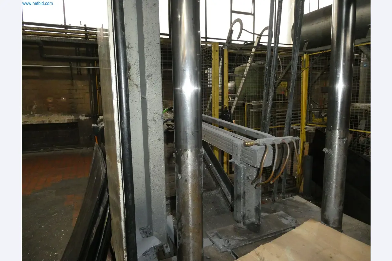 Máquinas e sistemas para a fundição injectada de metais ligeiros (grupos motopropulsores e peças estruturais)-31