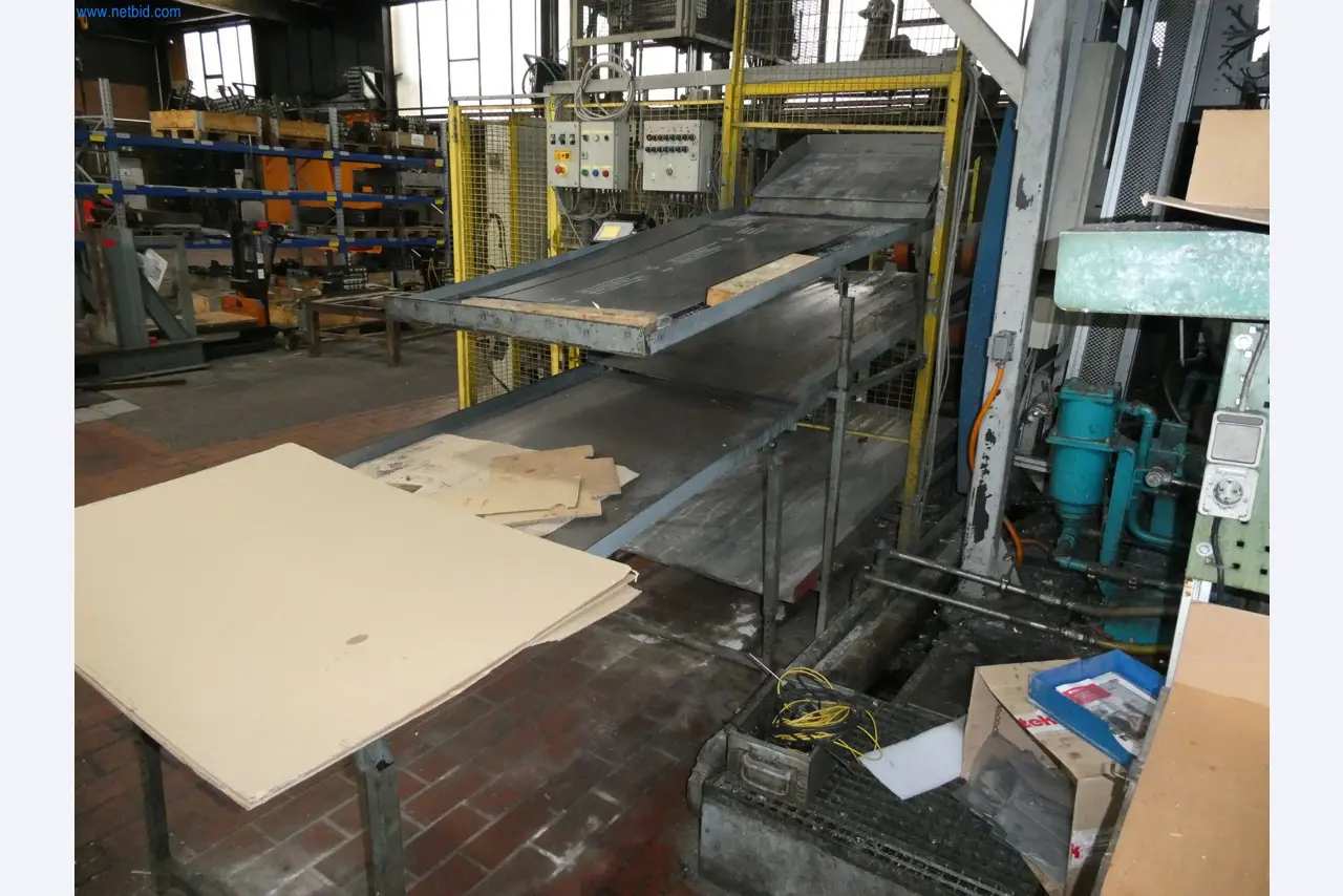 Máquinas e sistemas para a fundição injectada de metais ligeiros (grupos motopropulsores e peças estruturais)-32