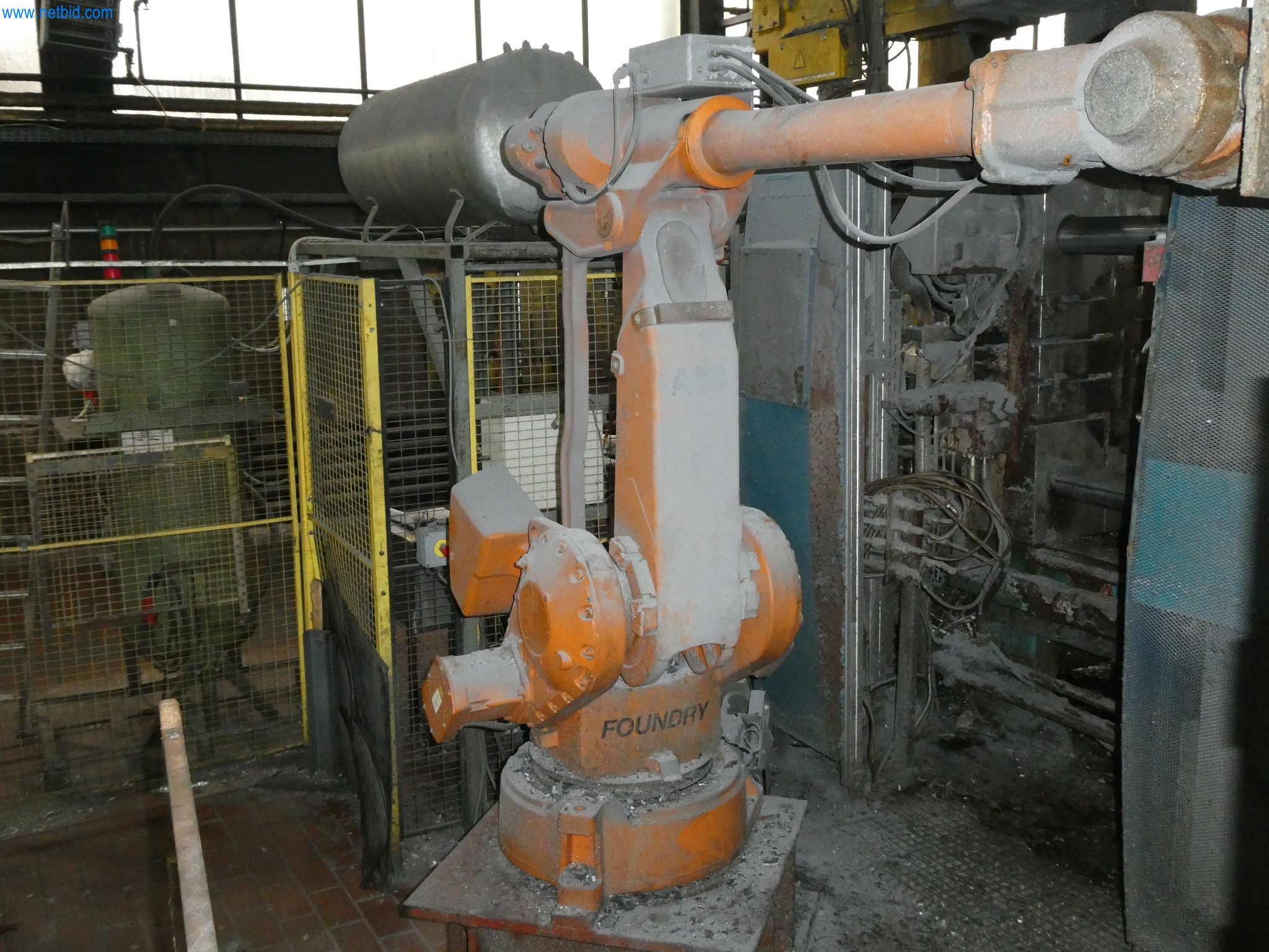 Máquinas e sistemas para a fundição injectada de metais ligeiros (grupos motopropulsores e peças estruturais)-39