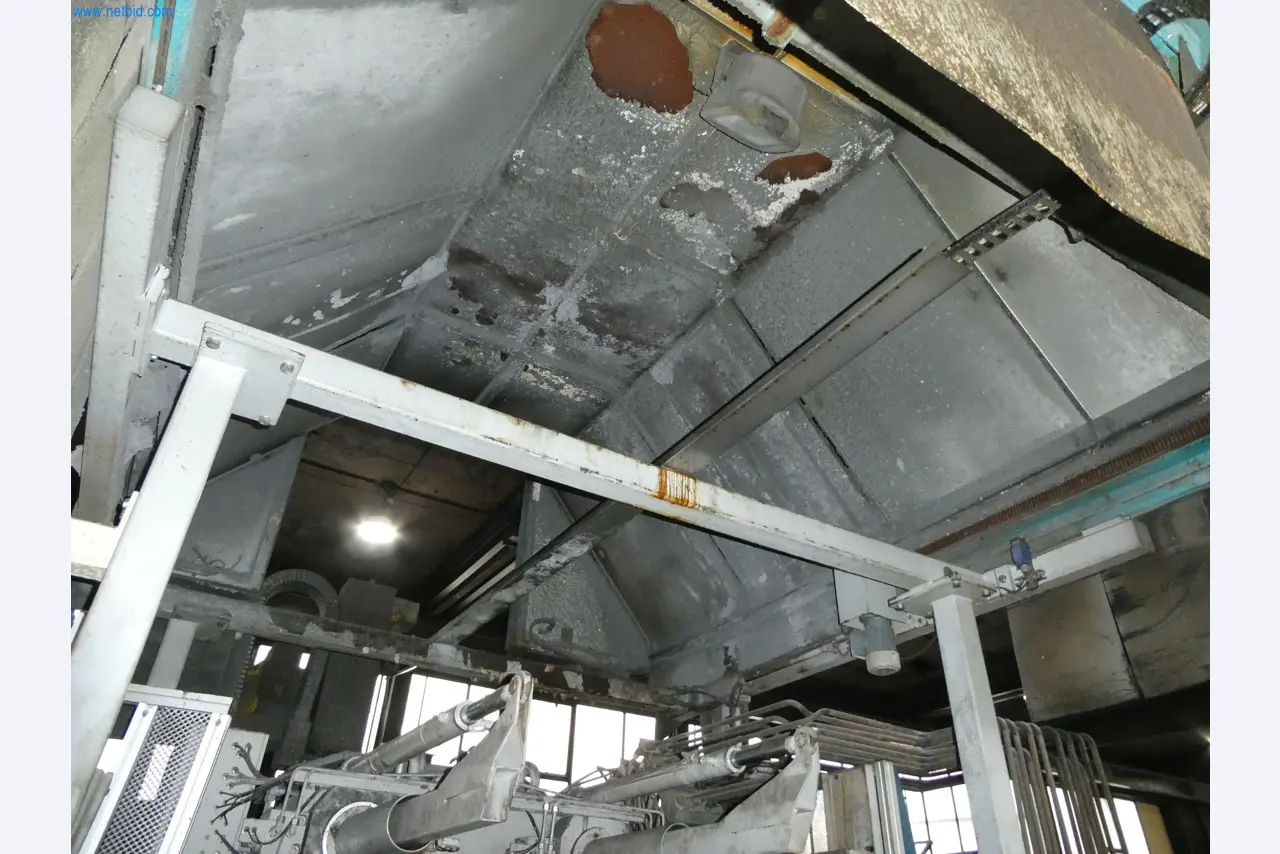 Máquinas e sistemas para a fundição injectada de metais ligeiros (grupos motopropulsores e peças estruturais)-9