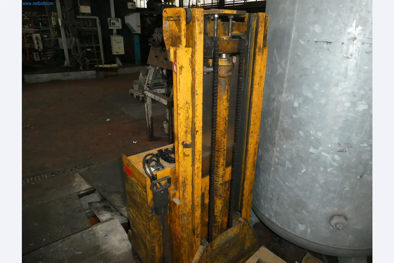 Machines & systems for light metal die casting (powertrain & structural parts)-2