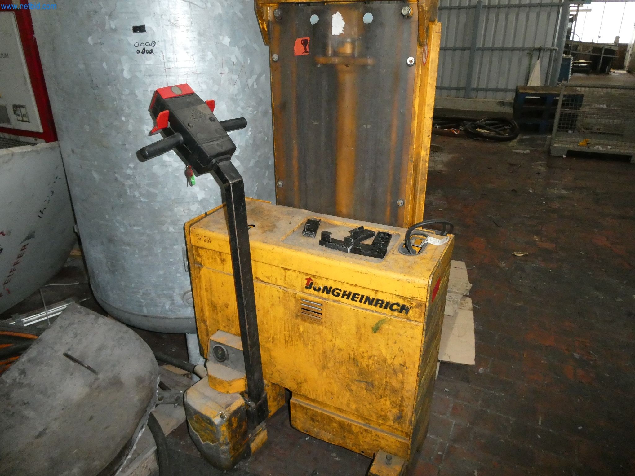 Machines & systems for light metal die casting (powertrain & structural parts)-3