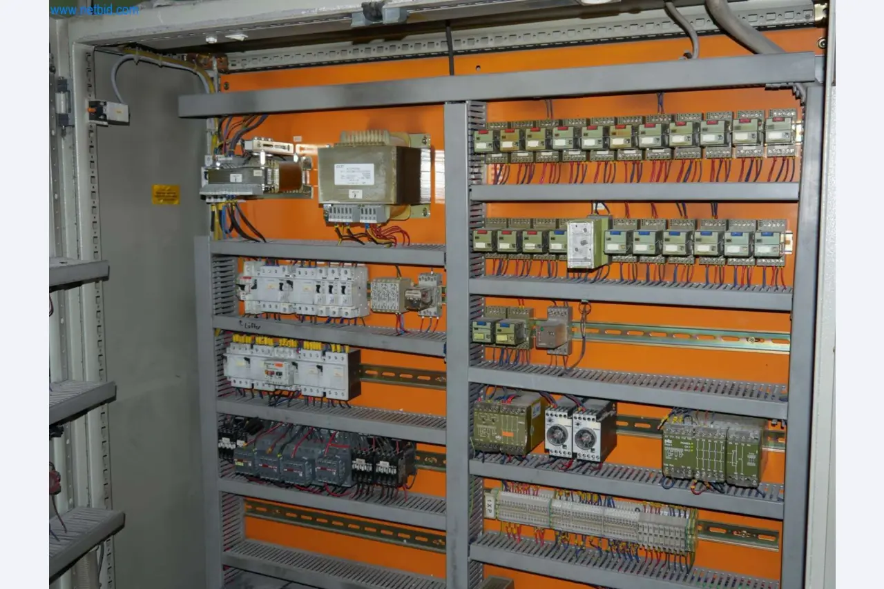 Machines & systems for light metal die casting (powertrain & structural parts)-20