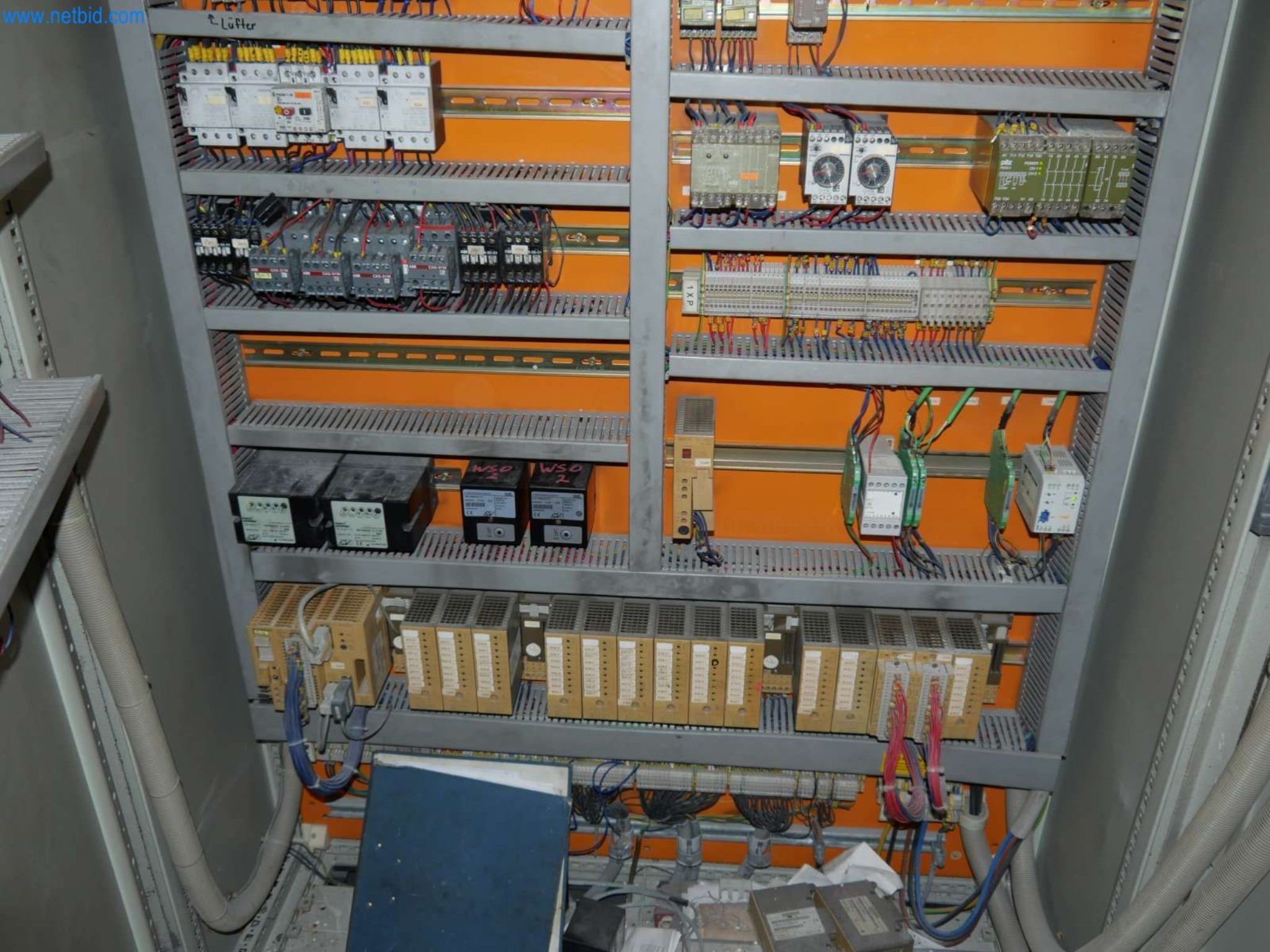 Machines & systems for light metal die casting (powertrain & structural parts)-21