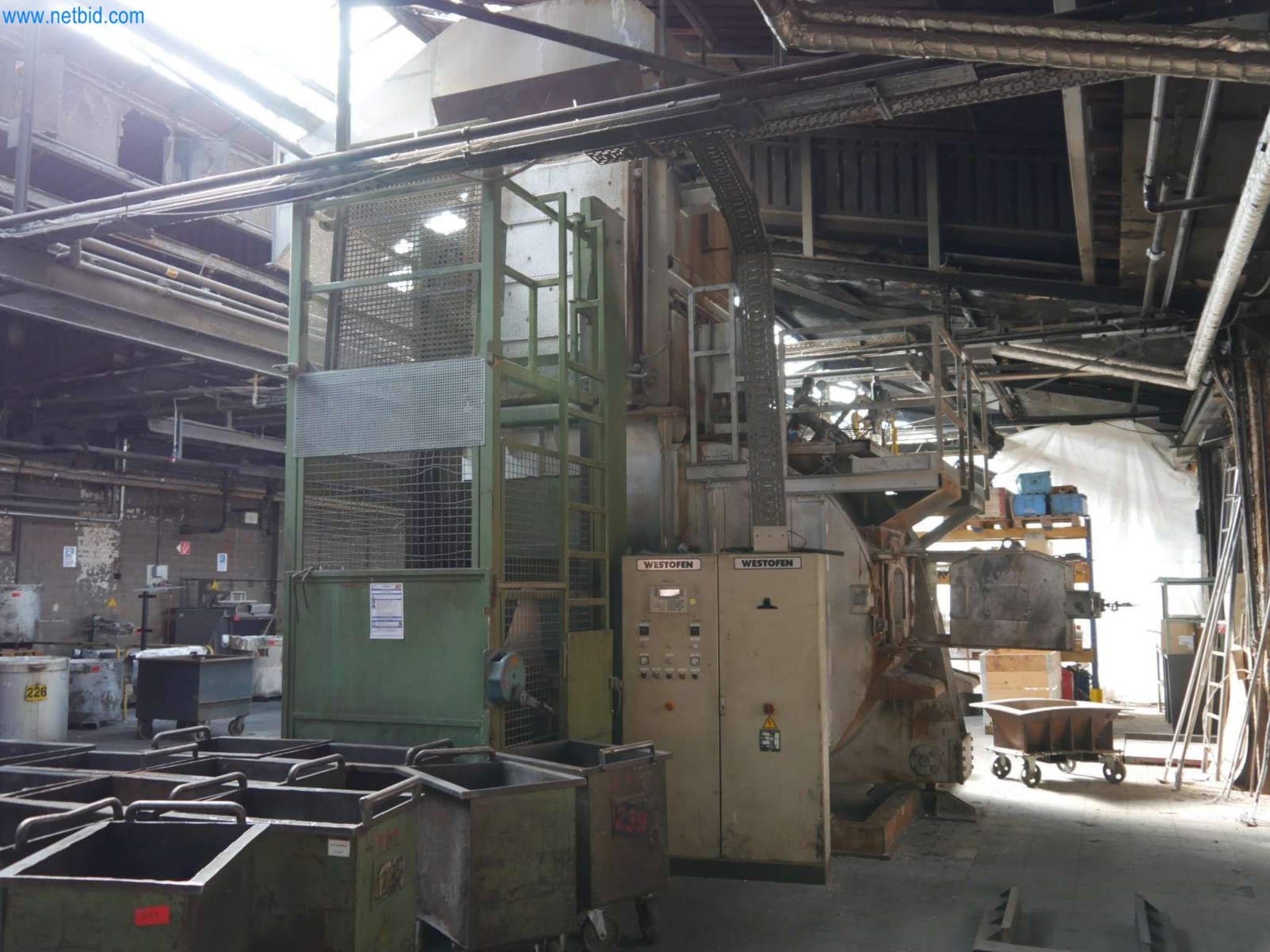 Machines & systems for light metal die casting (powertrain & structural parts)-4