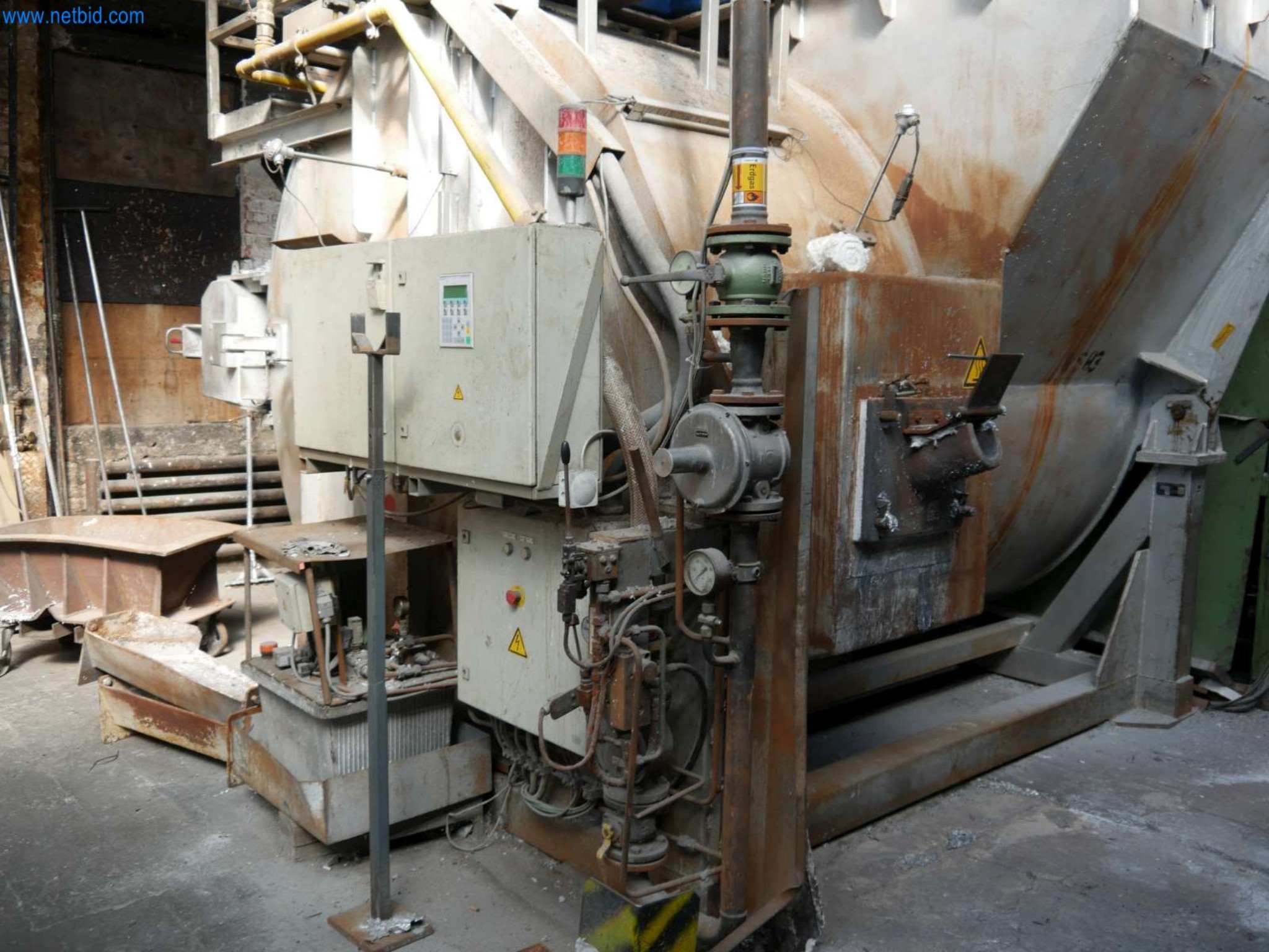 Machines & systems for light metal die casting (powertrain & structural parts)-8
