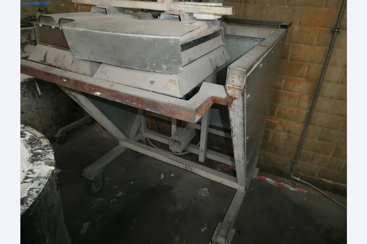 Machines & systems for light metal die casting (powertrain & structural parts)-3