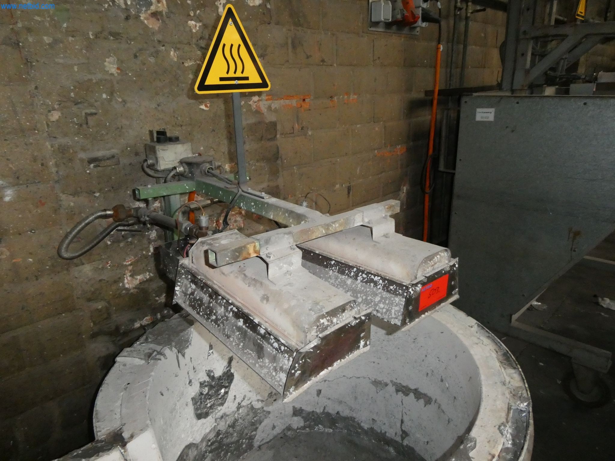 Machines & systems for light metal die casting (powertrain & structural parts)-4