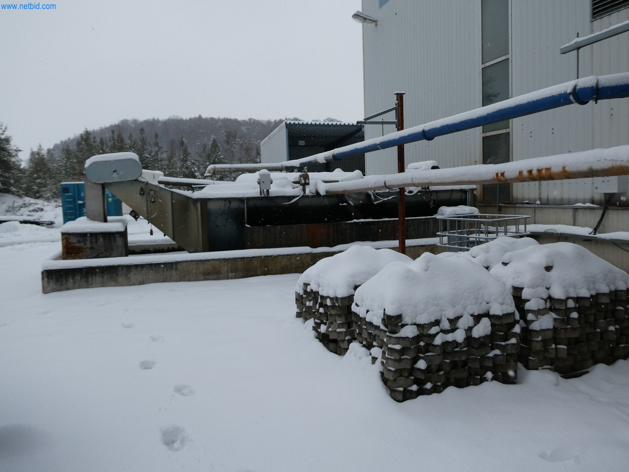 Machines & systems for light metal die casting (powertrain & structural parts)-8