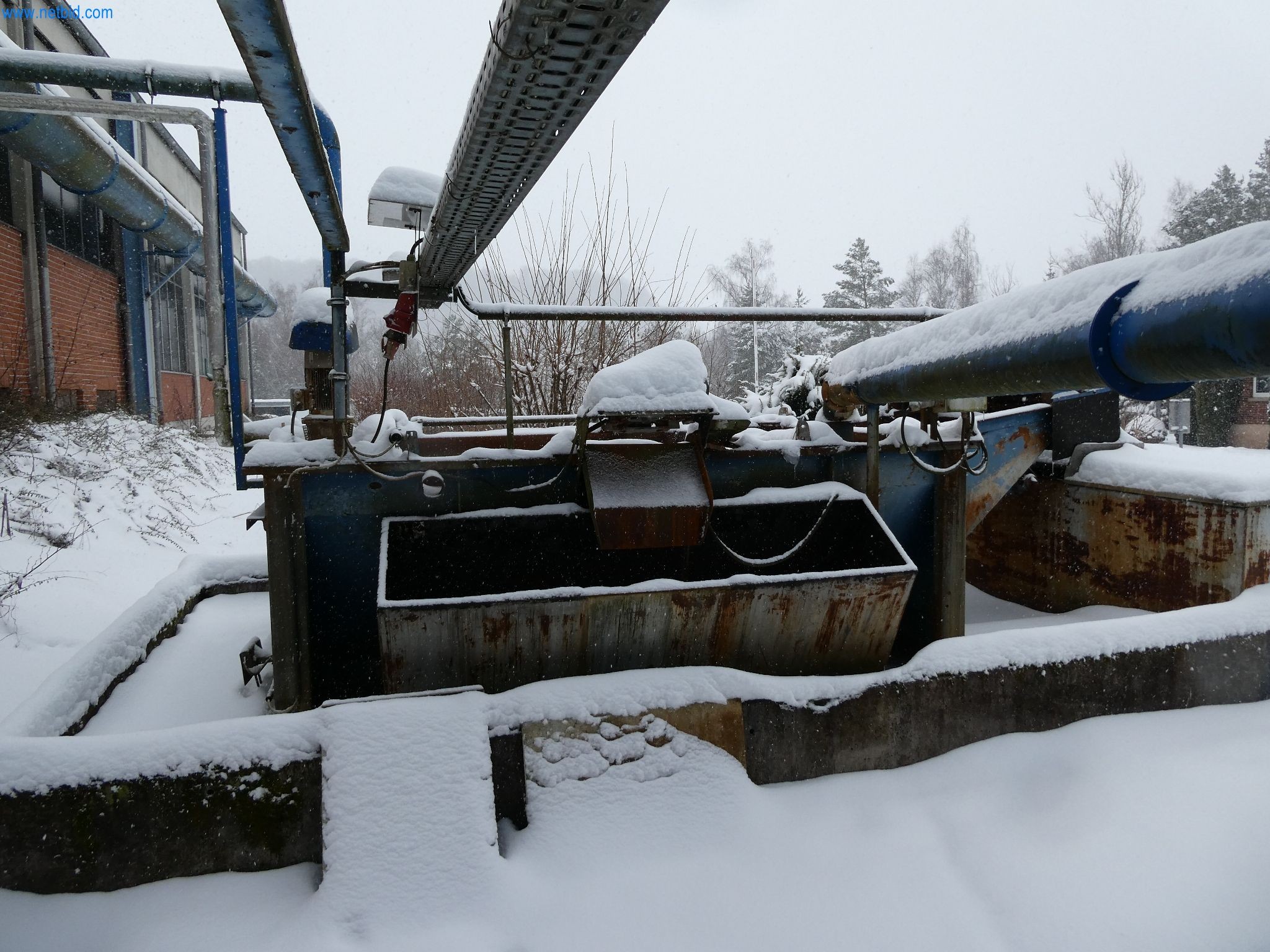 Machines & systems for light metal die casting (powertrain & structural parts)-11