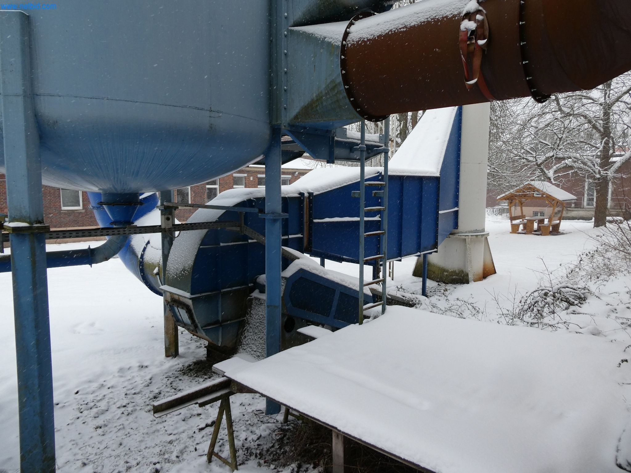 Machines & systems for light metal die casting (powertrain & structural parts)-12