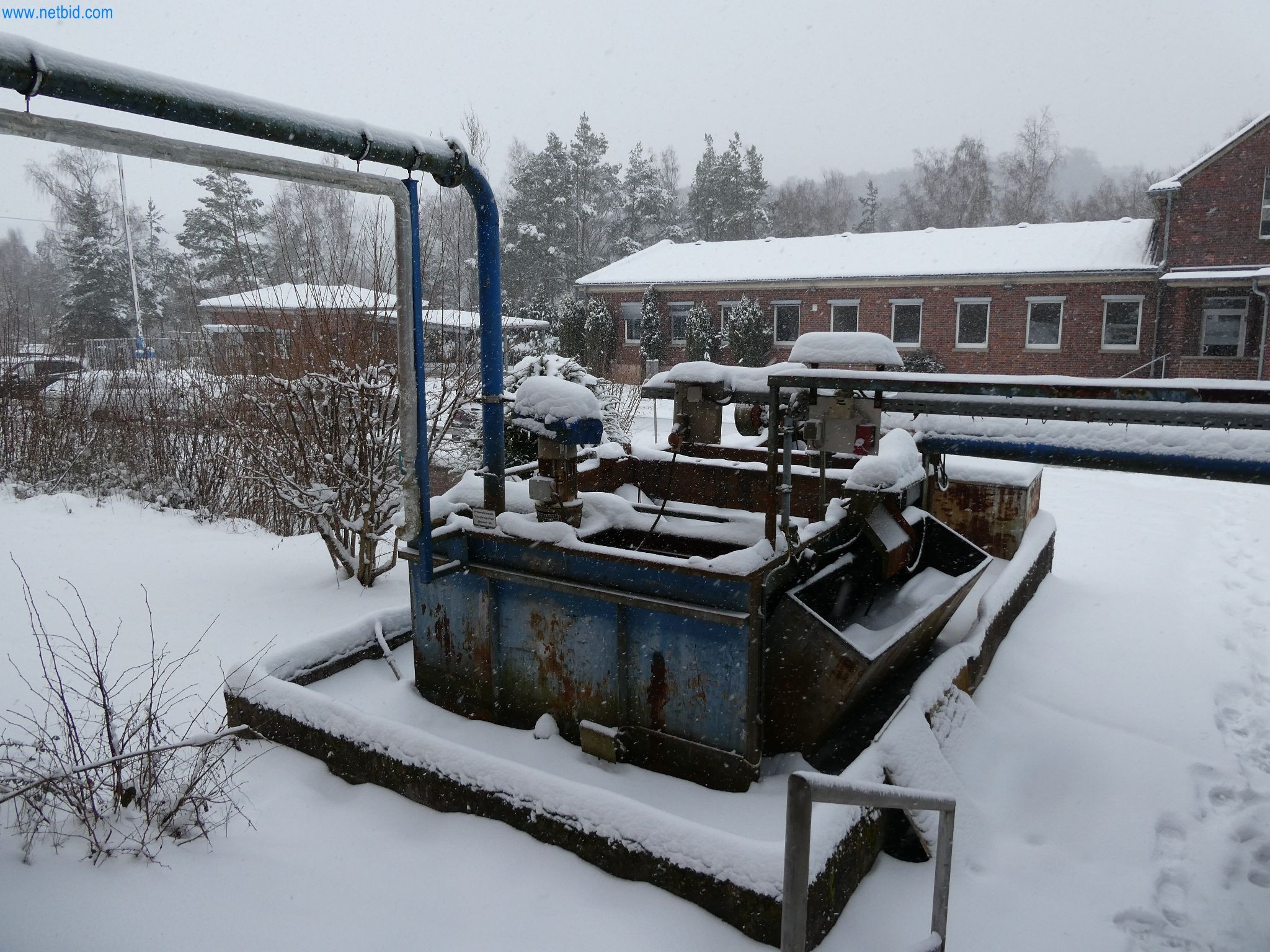 Machines & systems for light metal die casting (powertrain & structural parts)-13