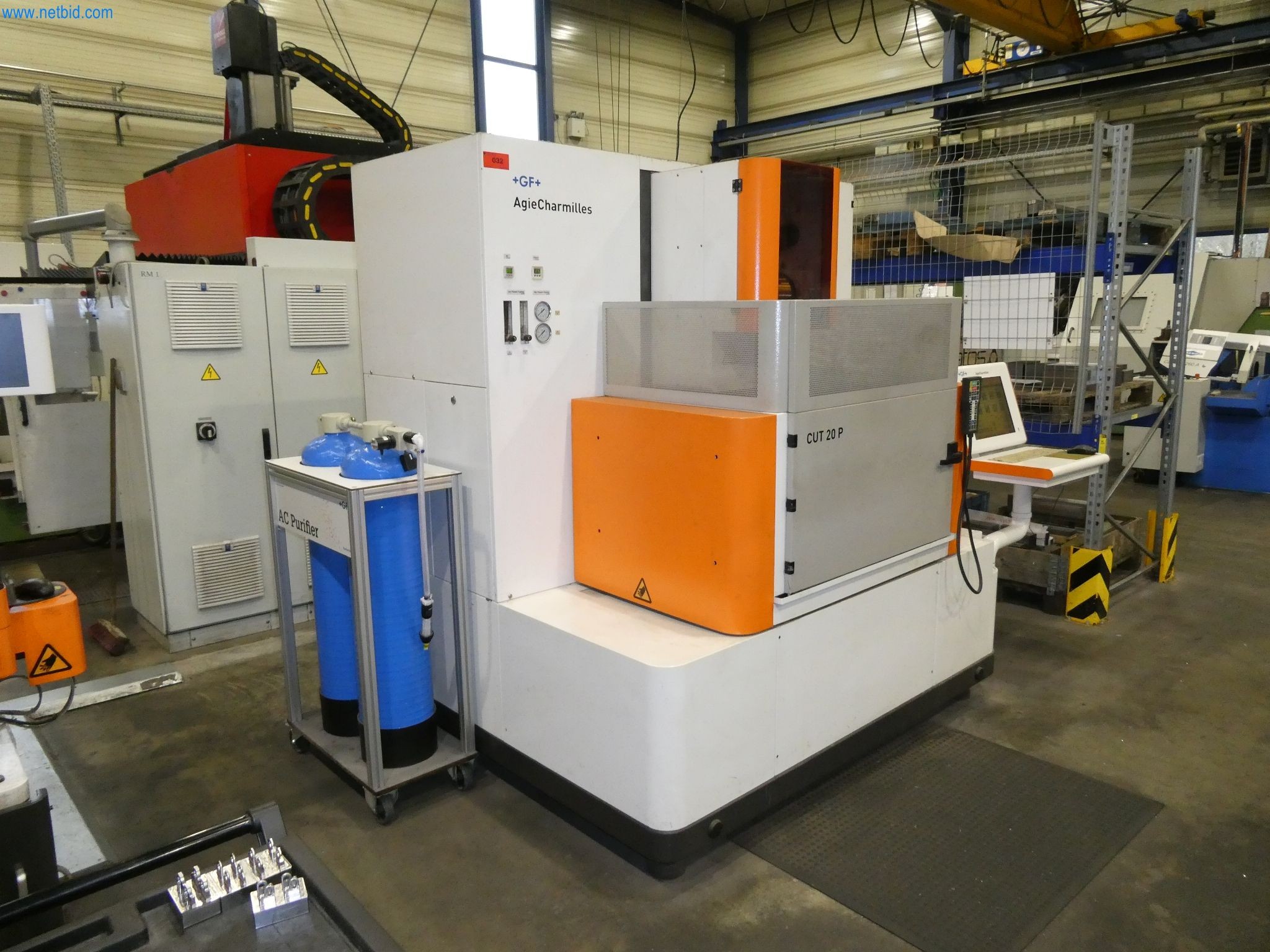 Machines & systems for light metal die casting (powertrain & structural parts)-3