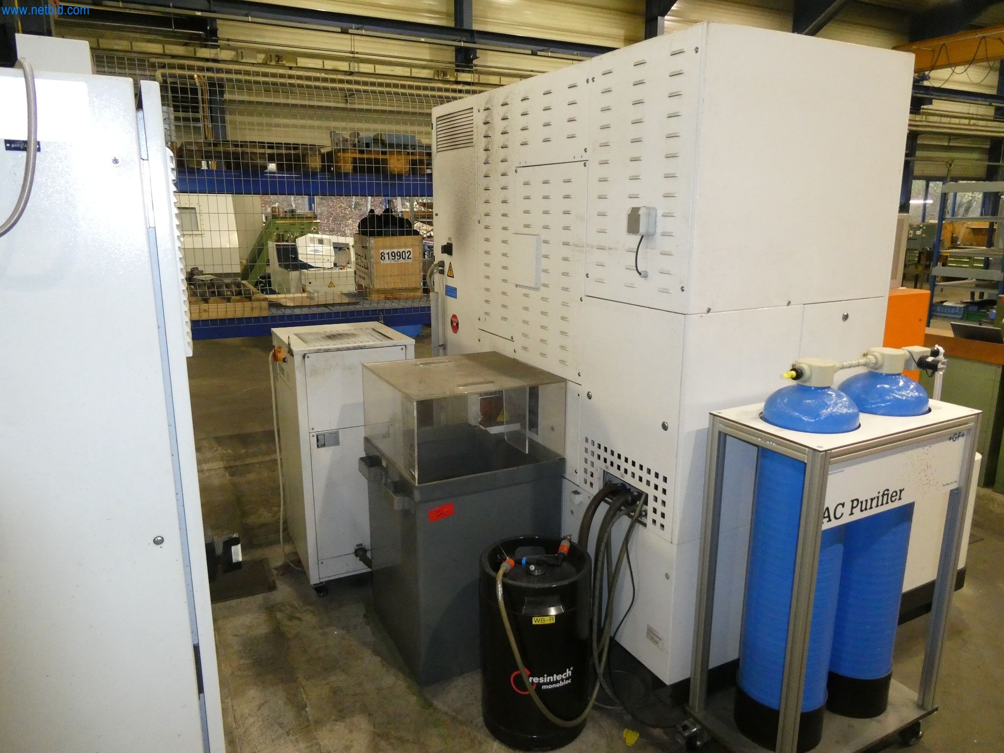 Machines & systems for light metal die casting (powertrain & structural parts)-4