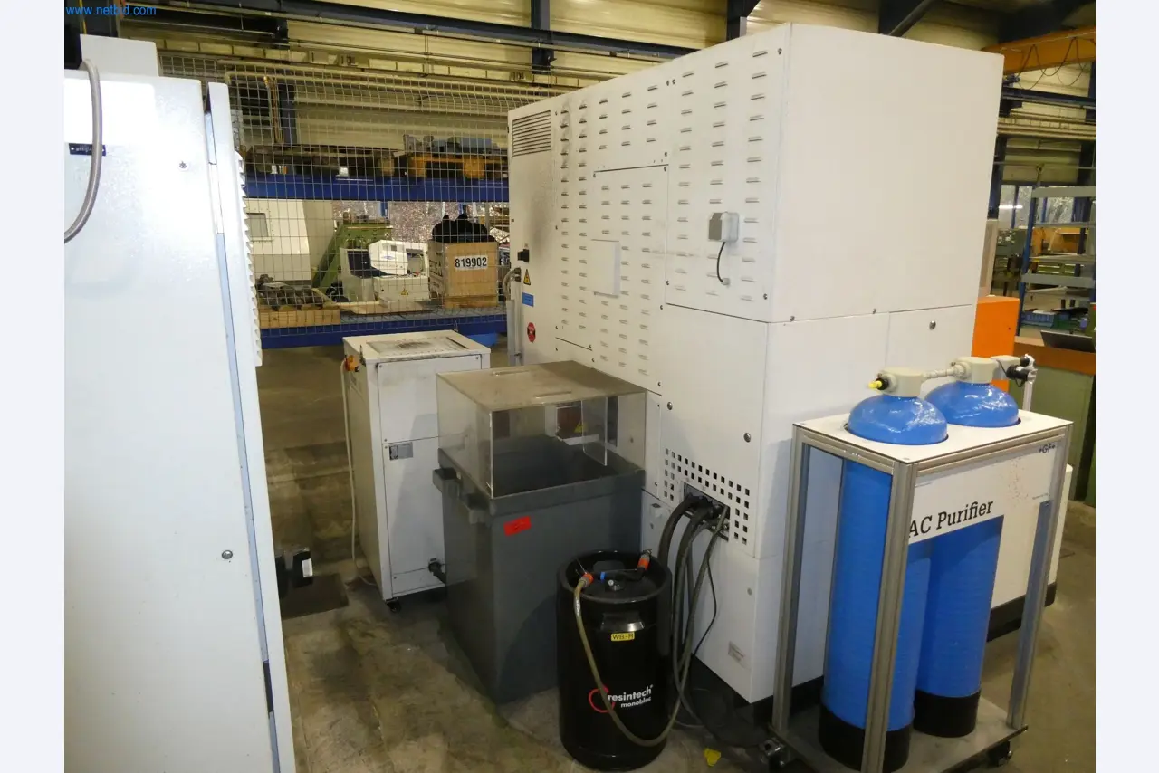 Machines & systems for light metal die casting (powertrain & structural parts)-4